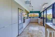 Property for sale, 7 rooms, VILLENEUVE SUR LOT (47), 229m2 of living space on a fenced plot of 5965m2
