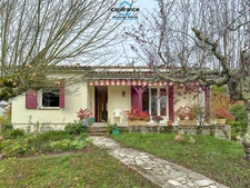 House for sale, 5 rooms, CASTILLONNES (47). House of 85m2 of living space on a plot of 1257m2.