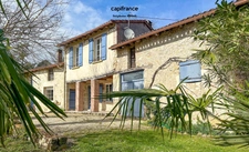 Dpt Lot et Garonne (47), à vendre VILLENEUVE SUR LOT propriete P5  sur 1,87 ha de terrain 