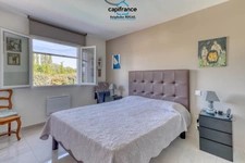 House for sale, 5 rooms, 123 m2 of living space on 800 m2 of land with swimming pool 