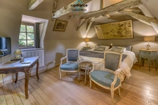 Propriete à vendre à Beaumontois en Périgord, Maison et gîte de 340m2 habitables sur 1,7ha avec piscine