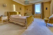 Maison à vendre 6 pièces  de 165m2 habitables sur terrain de 770m2 avec piscine et garage