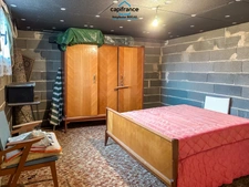 House for sale, 5 rooms, CASTILLONNES (47). House of 85m2 of living space on a plot of 1257m2.