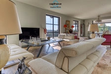 Propriete à vendre 10 pièces proche de VILLEREAL (47) de 500m2 habitables et de 3,85 ha de terrain