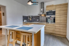 Dpt Lot et Garonne (47), à vendre FUMEL maison de ville P6 de 130 m² - Parcelle de 135m² 