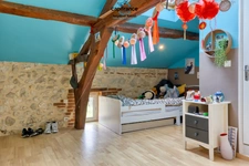 Propriete à vendre 11 pièces MONSEGUR (47) Propriété avec maison et maison d'amis de 260m2 habitables sur 12 757m² de terrain - 2 piscines