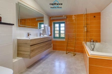 Property for sale 12 rooms, 420m2 + 100m2 living space on 18ha of land