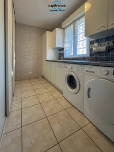 Propriete à vendre 5 pièces MAUROUX (46) maison de 155m2 habitables avec piscine sur terrain de 5499m2