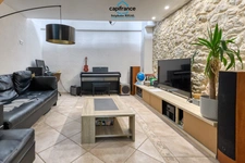 Propriete à vendre 11 pièces MONSEGUR (47) Propriété avec maison et maison d'amis de 260m2 habitables sur 12 757m² de terrain - 2 piscines