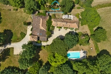 Propriete à vendre à Beaumontois en Périgord, Maison et gîte de 340m2 habitables sur 1,7ha avec piscine