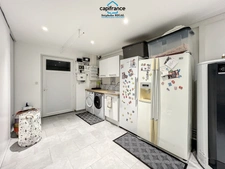 Propriete à vendre 7 pièces VILLENEUVE SUR LOT (47) de 229m2 habitables sur un terrain clos de 5965m2