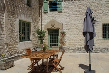 Property for sale 12 rooms, 420m2 + 100m2 living space on 18ha of land