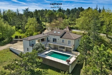 Propriete à vendre 5 pièces MAUROUX (46) maison de 155m2 habitables avec piscine sur terrain de 5499m2