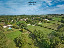 Property for sale 9 rooms MONTAYRAL (47) 190m2 living space on land of 6689m2 with swimming pool