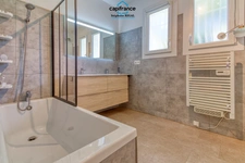 House for sale in MONTESQUIEU (82) with 5 rooms, 125m2 of living space on a 2000m2 plot