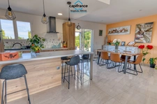 House for sale, 5 rooms, 123 m2 of living space on 800 m2 of land with swimming pool 