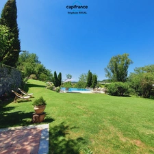 Property for sale 12 rooms, 420m2 + 100m2 living space on 18ha of land