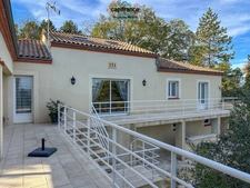 Propriete à vendre 5 pièces MAUROUX (46) maison de 155m2 habitables avec piscine sur terrain de 5499m2
