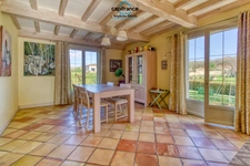 House for sale in MONTAYRAL (47), 8 rooms, 185 m2 on a plot of 3642 m2