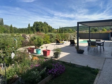 House for sale, 5 rooms, 123 m2 of living space on 800 m2 of land with swimming pool 