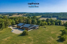 Propriete à vendre 10 pièces proche de VILLEREAL (47) de 500m2 habitables et de 3,85 ha de terrain