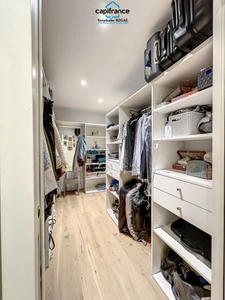 Propriete à vendre 7 pièces VILLENEUVE SUR LOT (47) de 229m2 habitables sur un terrain clos de 5965m2