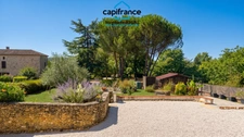 Maison en pierre à vendre 6 pièces FUMEL (47) de 120m2 environ avec piscine et garage.