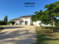 Maison à vendre 6 pièces maison de 180m2 habitables sur un terrain clos de 7315m2