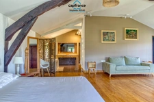 Property for sale 12 rooms, 420m2 + 100m2 living space on 18ha of land