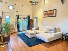 8-room property for sale, 220m2 chalet - horse stalls - outbuildings on 7 hectares of land