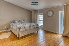 Dpt Lot et Garonne (47), à vendre FUMEL maison de ville P6 de 130 m² - Parcelle de 135m² 