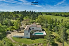 Propriete à vendre 5 pièces MAUROUX (46) maison de 155m2 habitables avec piscine sur terrain de 5499m2