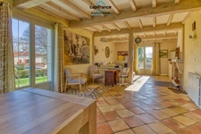 House for sale in MONTAYRAL (47), 8 rooms, 185 m2 on a plot of 3642 m2