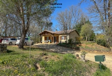 Maison à vendre 4 pièces MONTCABRIER (46) maison de 85 m2 sur un terrain de 1,12ha et de bois
