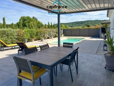 House for sale, 5 rooms, 123 m2 of living space on 800 m2 of land with swimming pool 