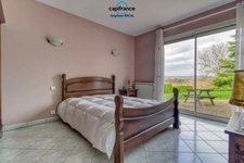 Property for sale, 6 rooms, PENNE D'AGENAIS (47). House of 175m2 of living space + basement on 5245m2 of land.