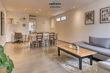 Dpt Lot et Garonne (47), à vendre FUMEL maison de ville P6 de 130 m² - Parcelle de 135m² 