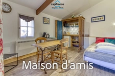 House for sale 7 rooms PUY L'EVEQUE (46) House + guest house + barn on land of 953m2