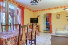 House for sale, 5 rooms, CASTILLONNES (47). House of 85m2 of living space on a plot of 1257m2.