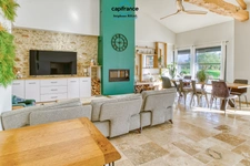 Propriete à vendre 7 pièces VILLENEUVE SUR LOT (47) de 229m2 habitables sur un terrain clos de 5965m2