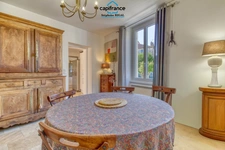 House for sale 7 rooms PUY L'EVEQUE (46) House + guest house + barn on land of 953m2