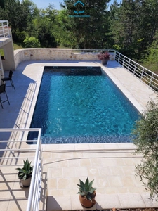 Propriete à vendre 5 pièces MAUROUX (46) maison de 155m2 habitables avec piscine sur terrain de 5499m2
