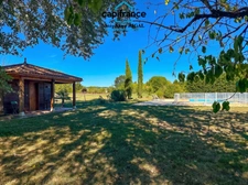 Property for sale in MONTAYRAL (47) with 10 rooms, 255m2 of living space, and 1.6 hectares of land.