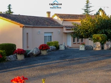 Property for sale, 6 rooms, PENNE D'AGENAIS (47). House of 175m2 of living space + basement on 5245m2 of land.