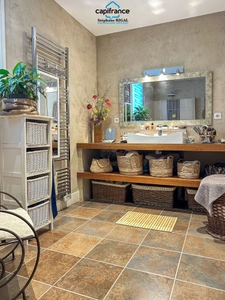 Propriete à vendre 6 pièces SALLES (47) Maison de 190 m2 sur 8922m2 de terrain