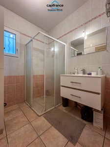 Maison à vendre 4 pièces MONTCABRIER (46) maison de 85 m2 sur un terrain de 1,12ha et de bois