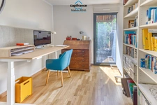 Lot (46) department, for sale in Mauroux: 8-room house of 210 m² - 2,400 m² plot - Single storey