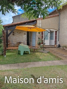 House for sale 7 rooms PUY L'EVEQUE (46) House + guest house + barn on land of 953m2