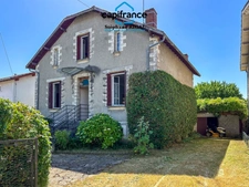Maison à vendre 6 pièces Monsempron-Libos (47) maison de 130m2 habitables sur 977m2 de terrain clos