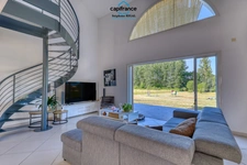 Maison à vendre 6 pièces maison de 180m2 habitables sur un terrain clos de 7315m2